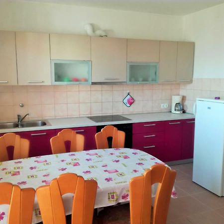 Apartment Nevenka Krk Town Exterior foto